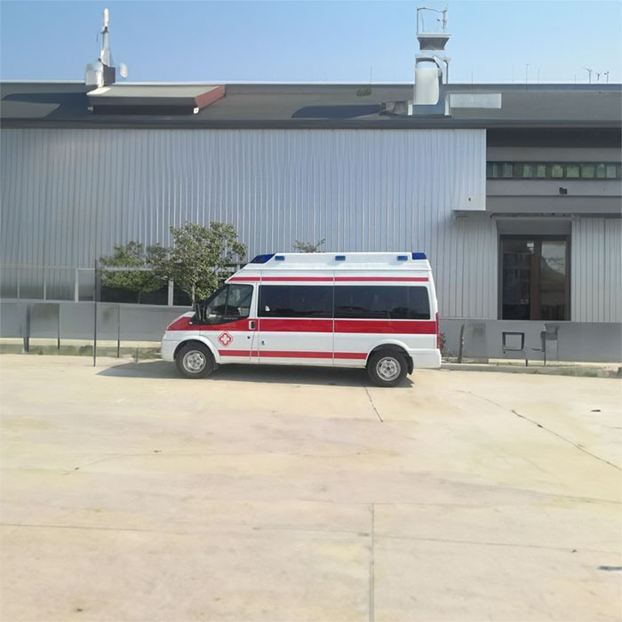 云南昆明宜良私人救護車轉運到玉溪市紅塔區救護車租車公司